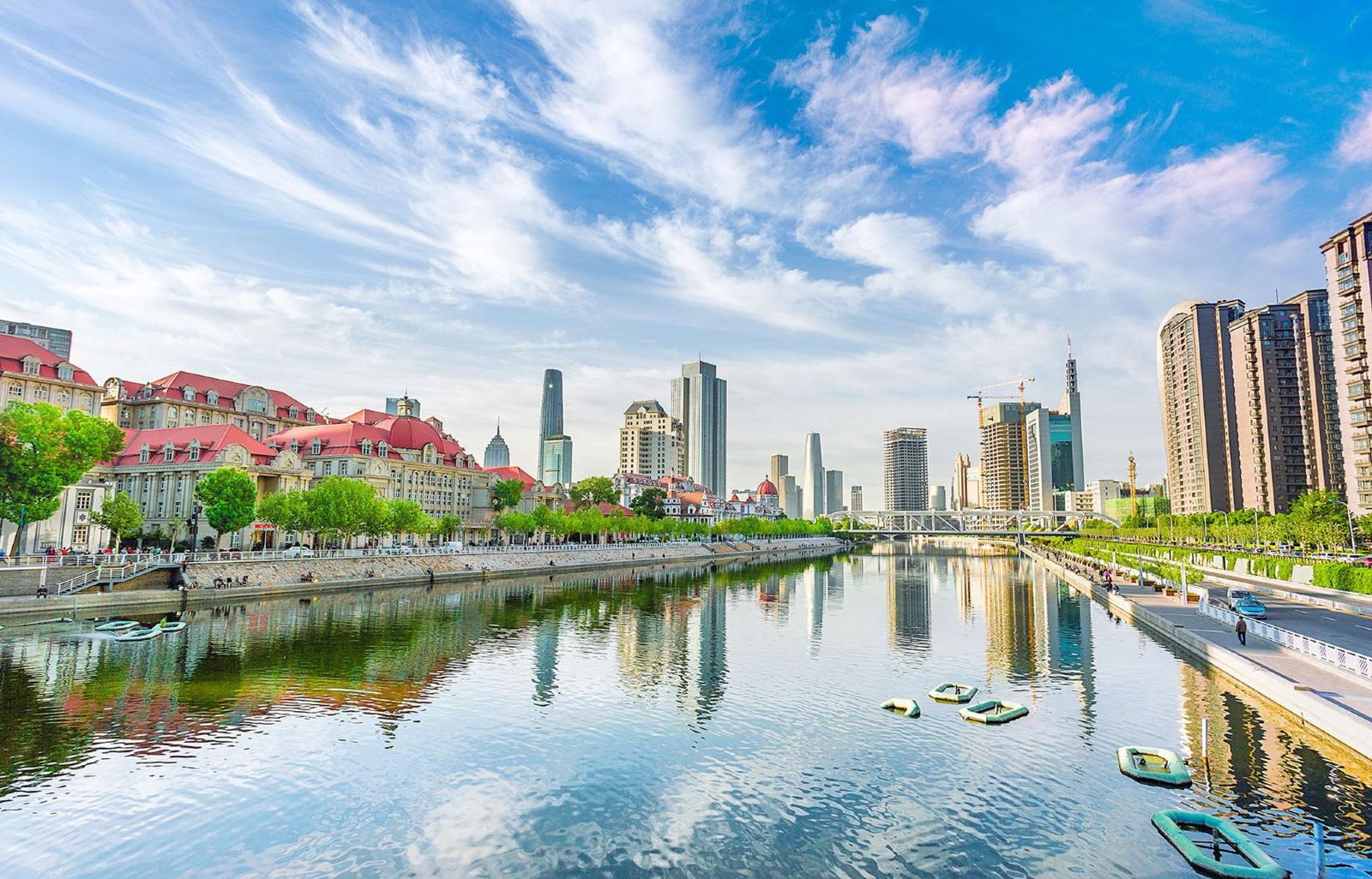 千年古城天津的繁华交响曲