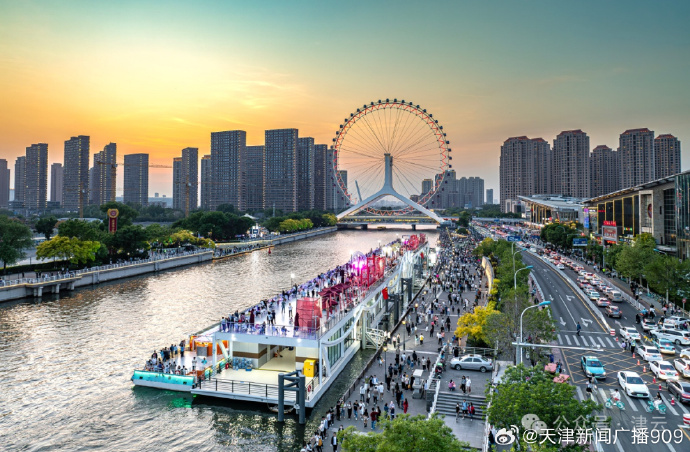 千年古城天津的繁华交响曲