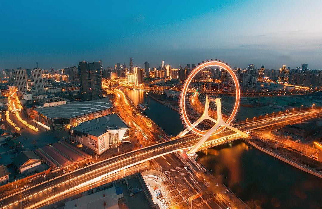 千年古城天津的繁华交响曲