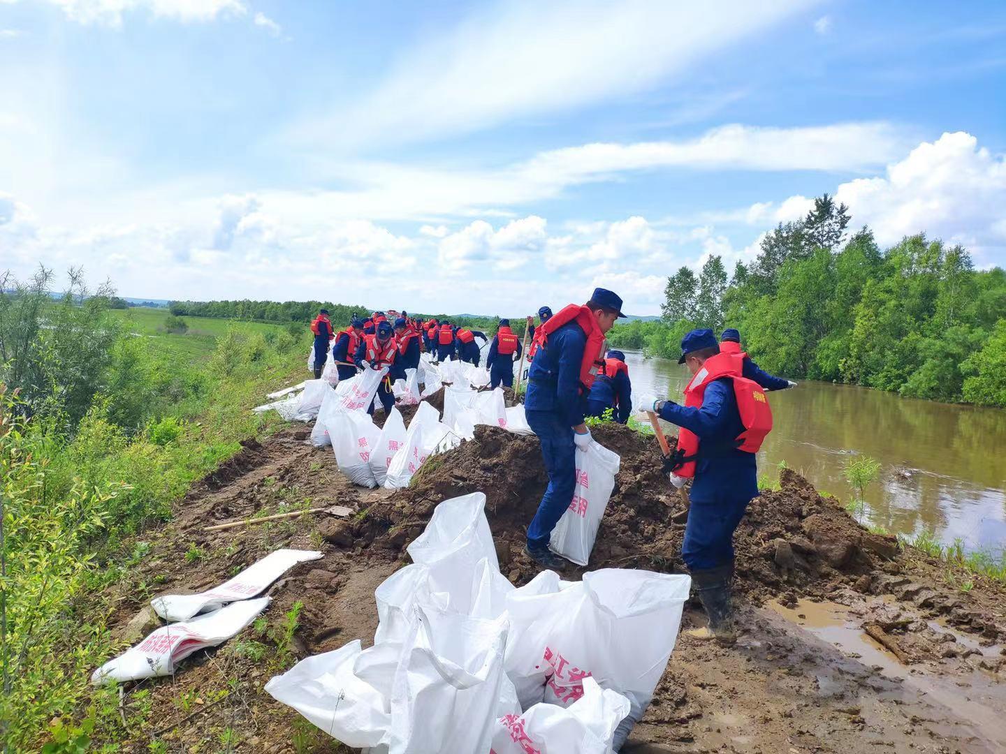 黑龙江，地理、文化与社会发展的交响乐章